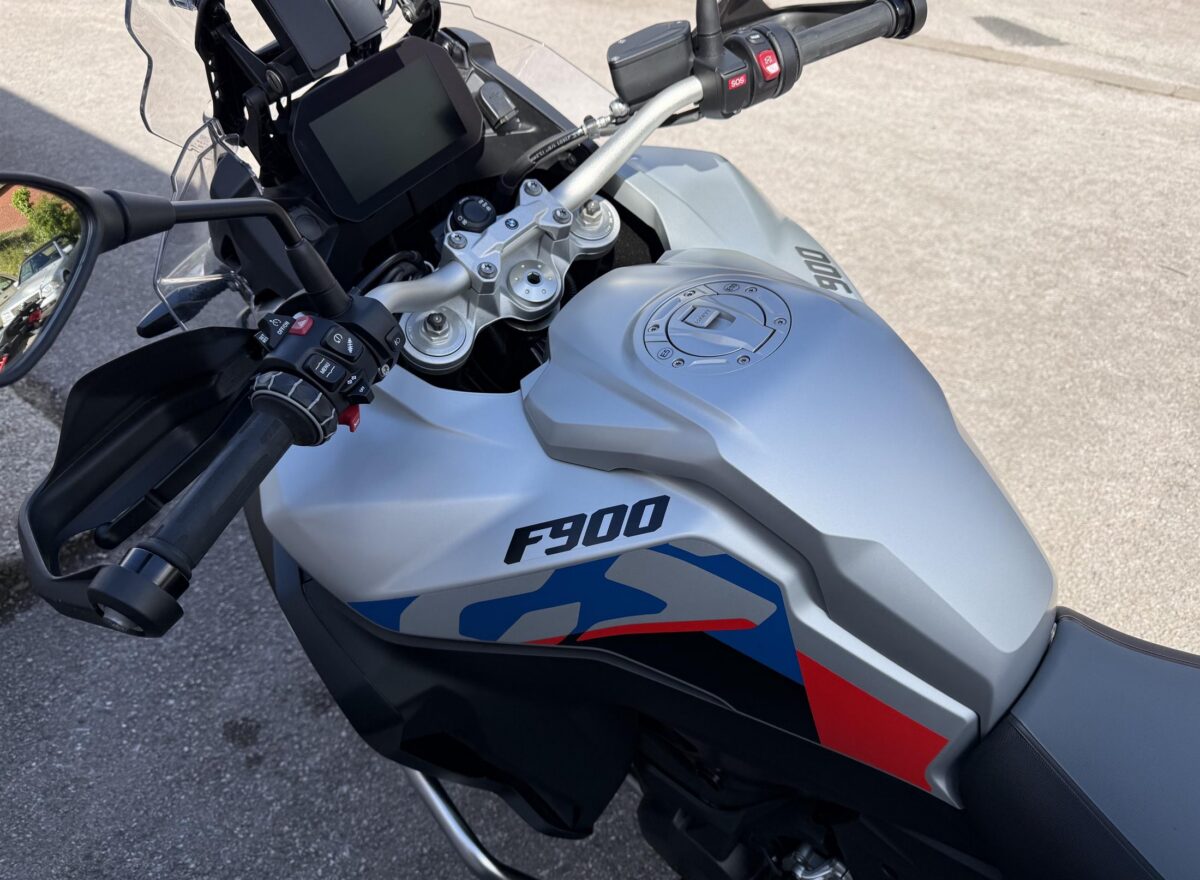 BMW F900 GS Adventure