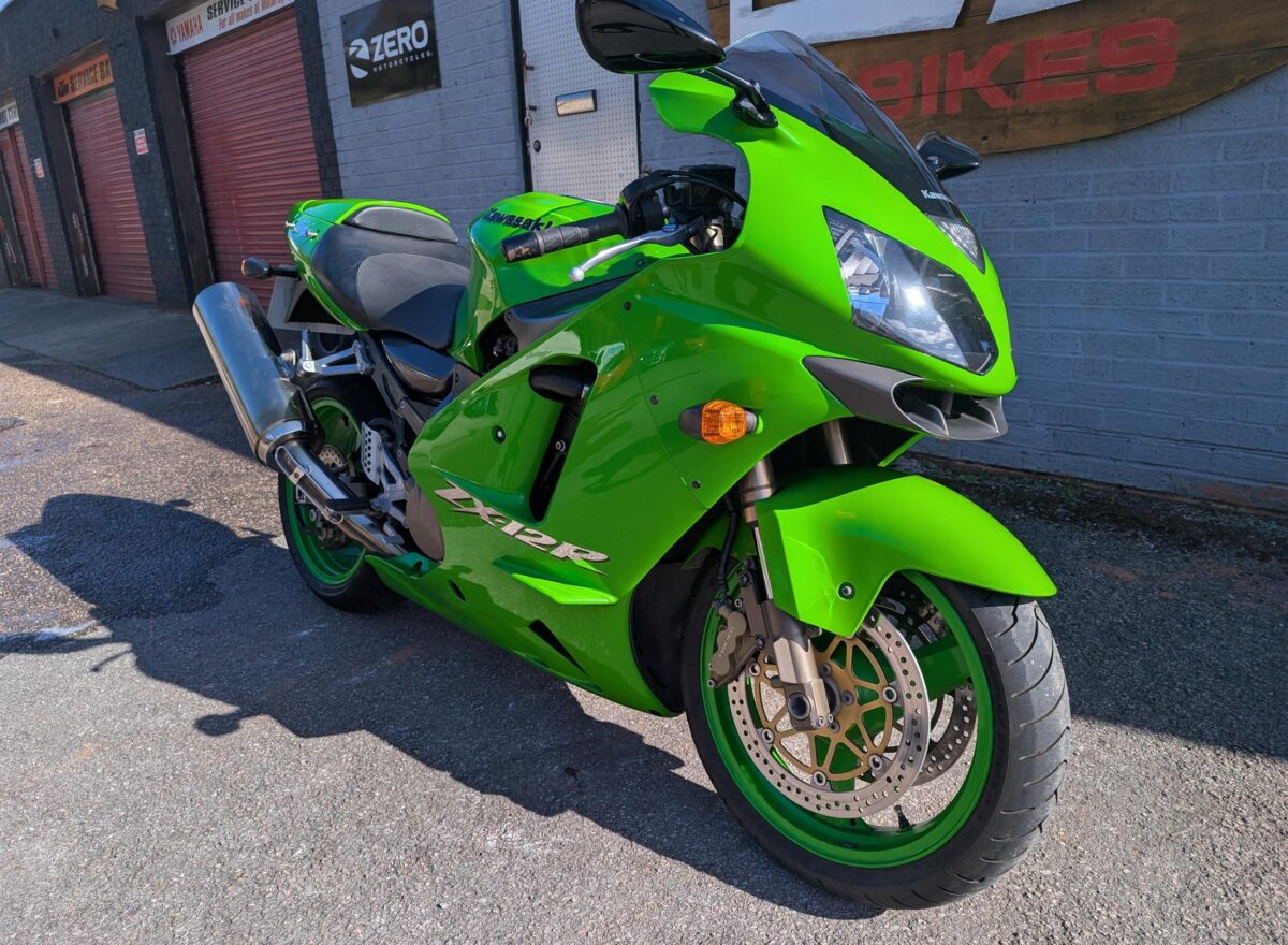 Kawasaki ZX12R B2H
