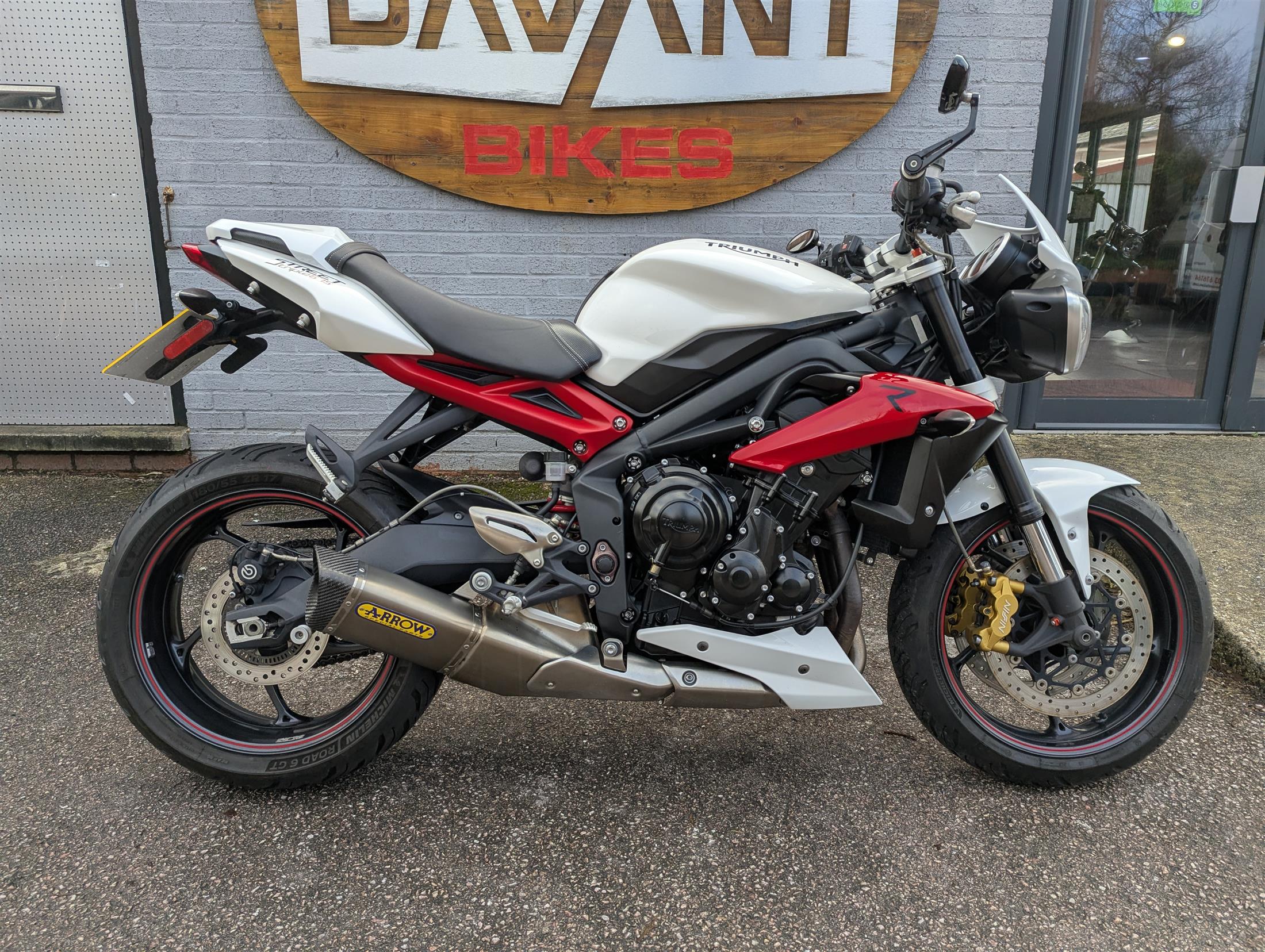 Triumph Street Triple R