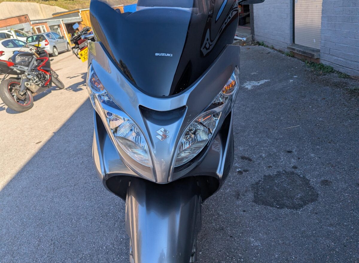 Suzuki Burgman 400