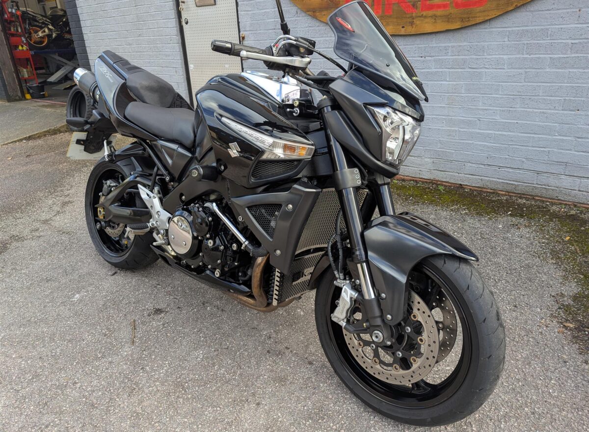 Suzuki GSX1300 BK B King