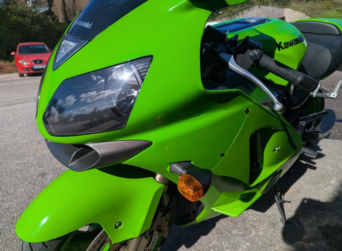 Kawasaki ZX12R B2H