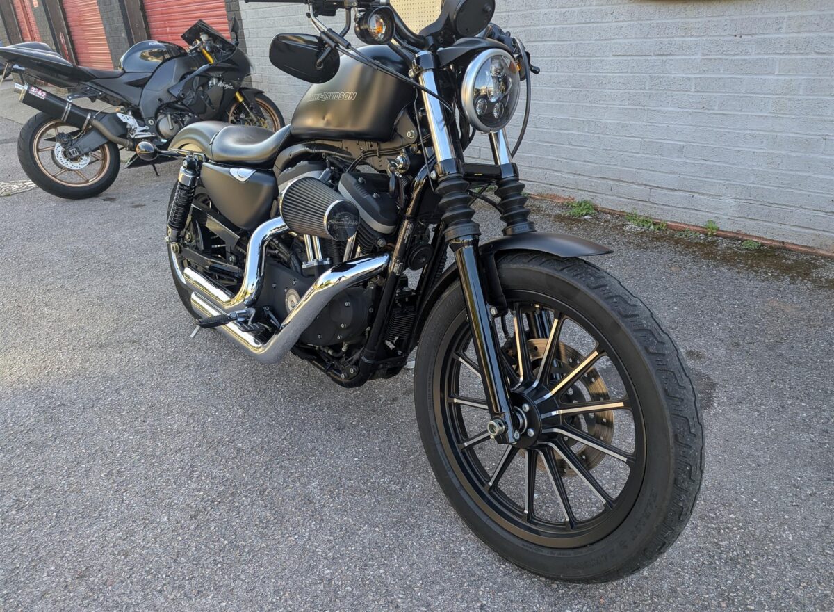 Harley Davidson Sportster 883 Iron