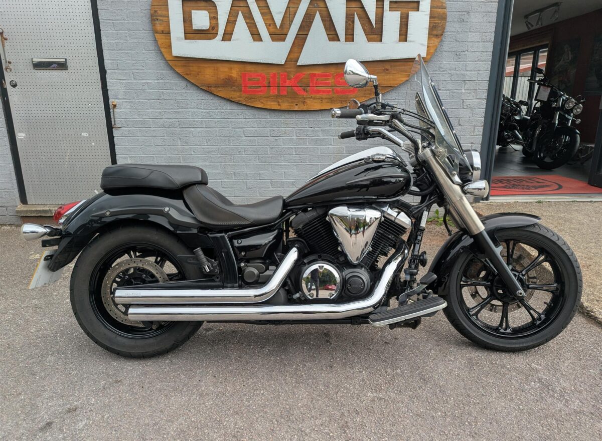 Yamaha XVS950 Midnight Star