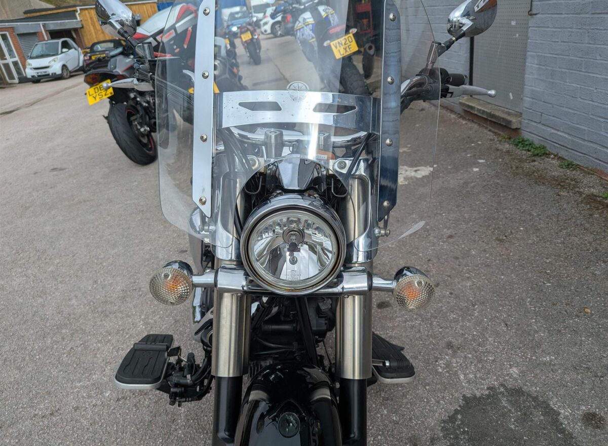Yamaha XVS950 Midnight Star
