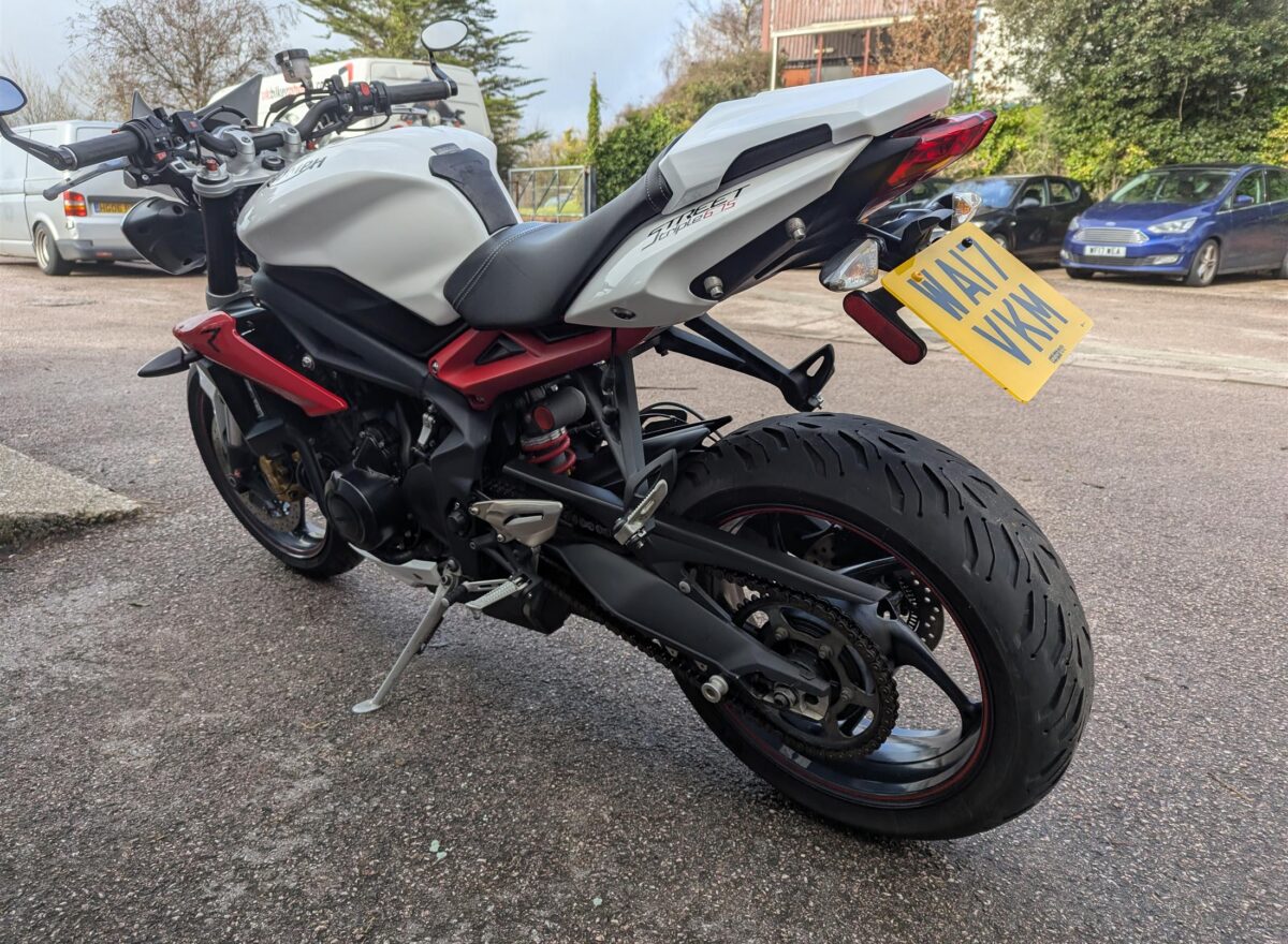 Triumph Street Triple R