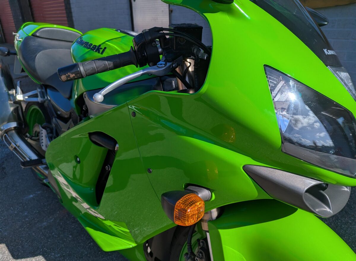 Kawasaki ZX12R B2H