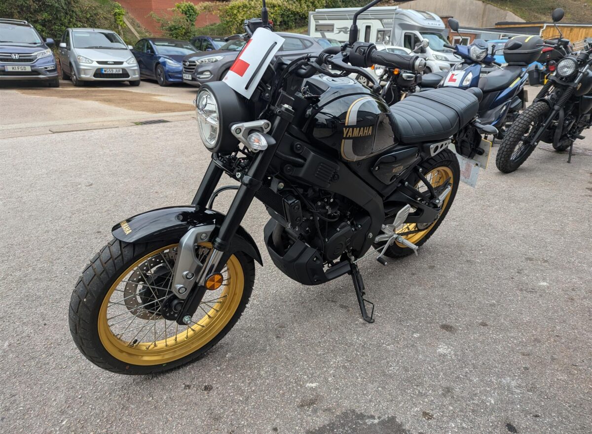 Yamaha XSR125 Legacy