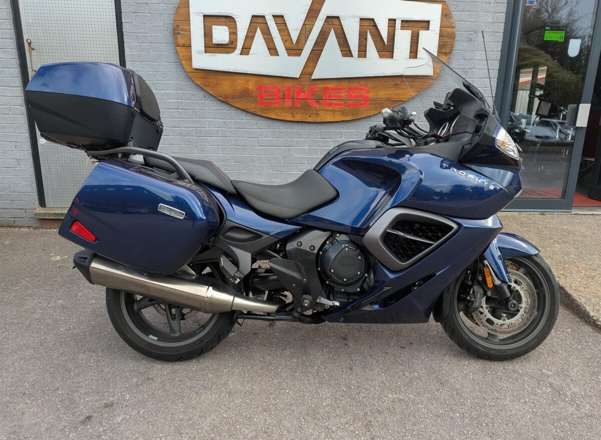 Triumph Trophy SE