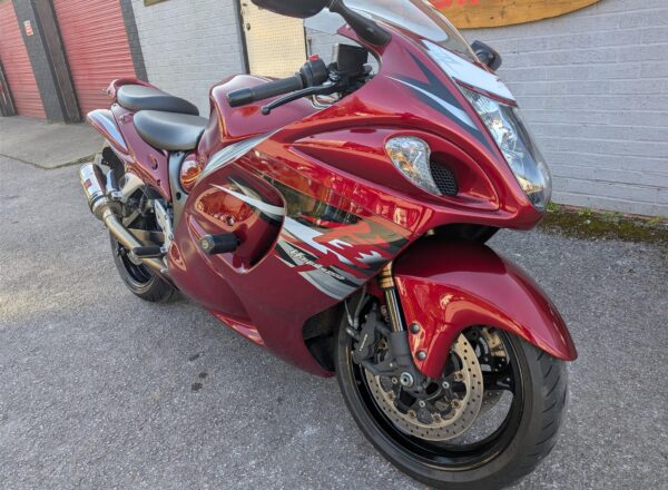 Suzuki GSX1300R Hayabusa