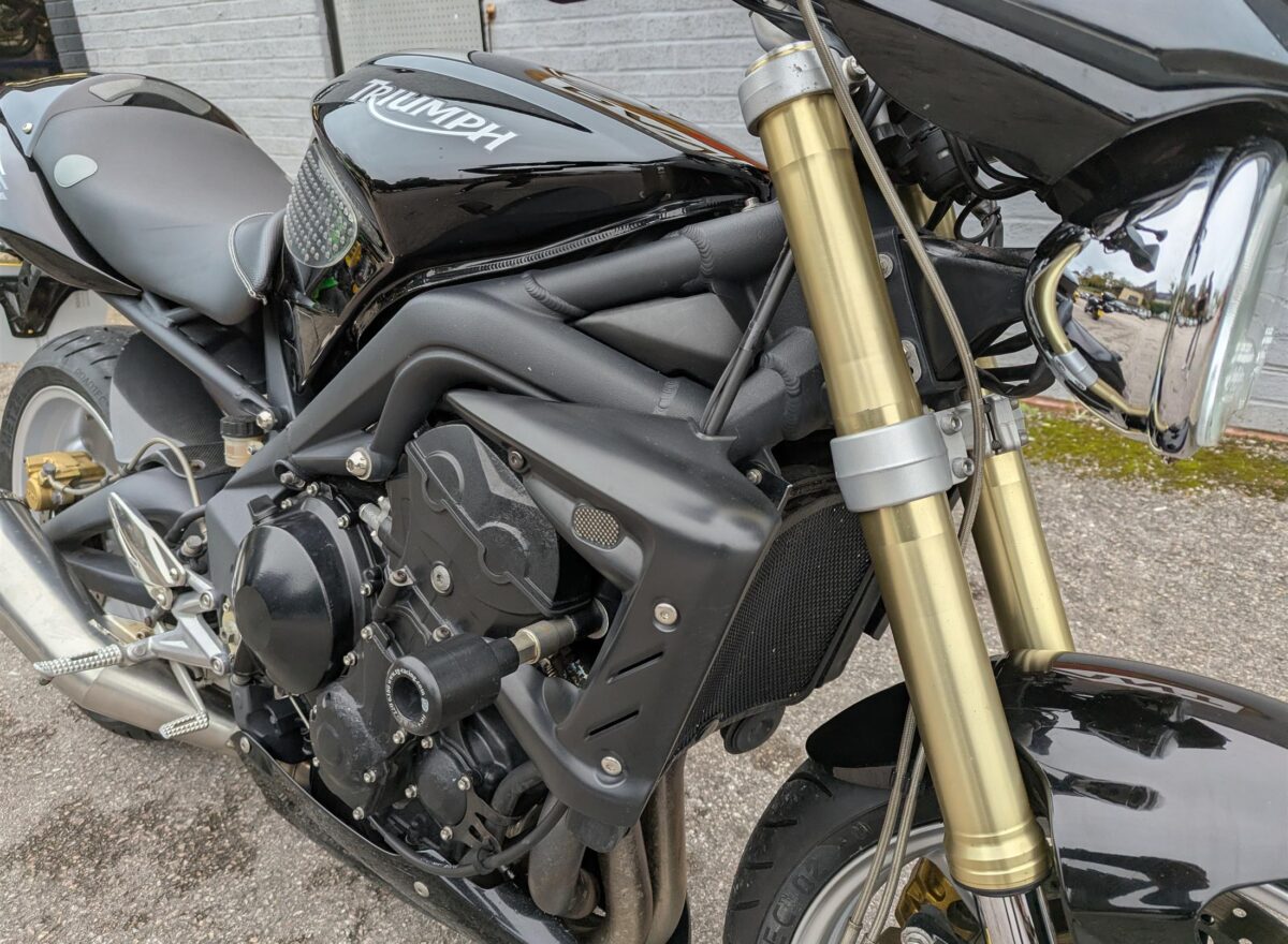 Triumph Street Triple 675