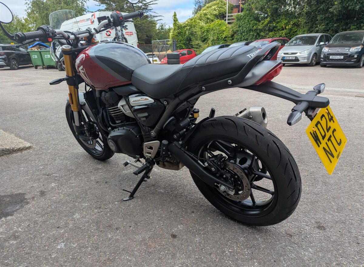 Triumph Speed 400