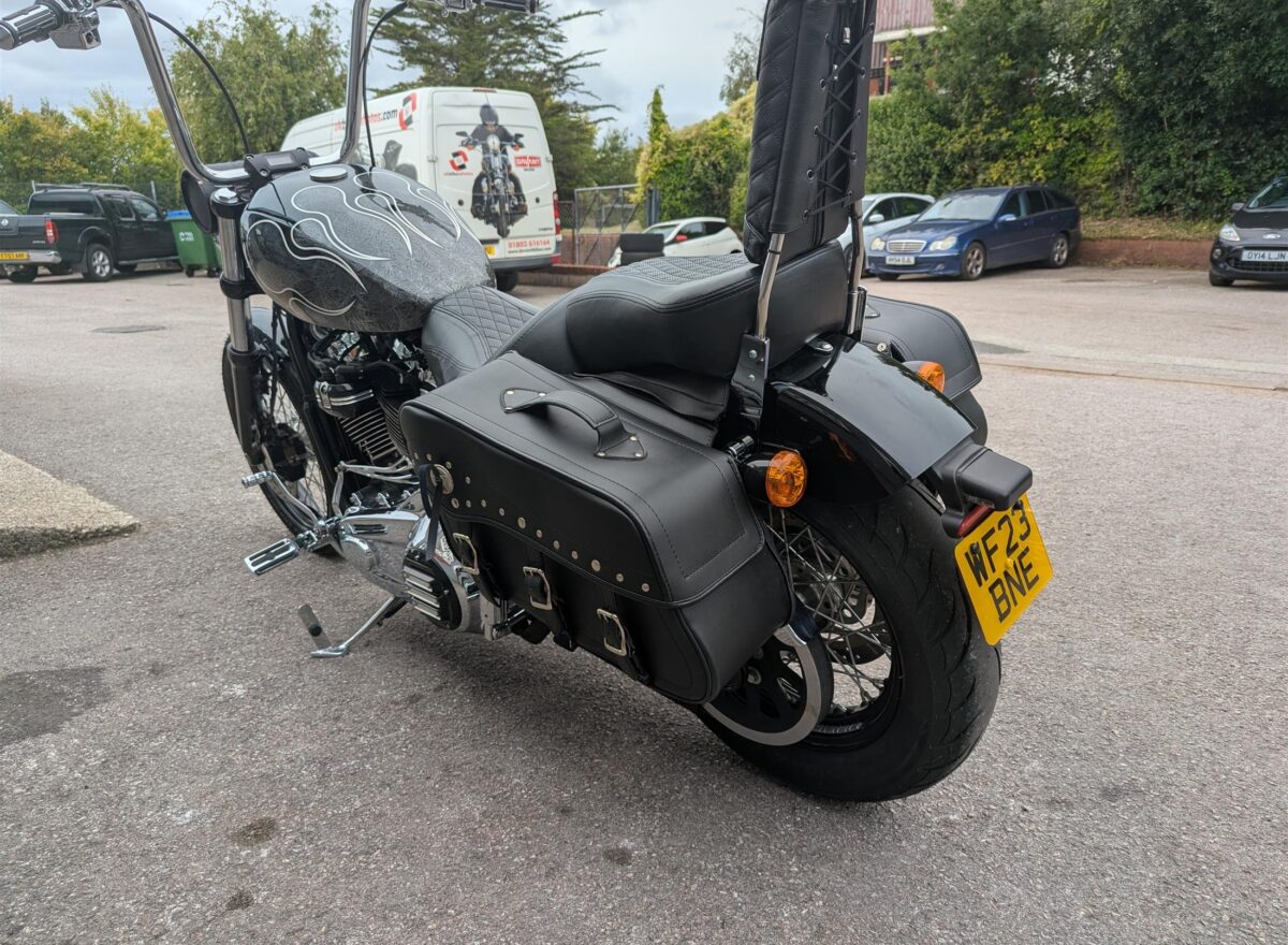 Harley Davidson FXBBS Street Bob 114