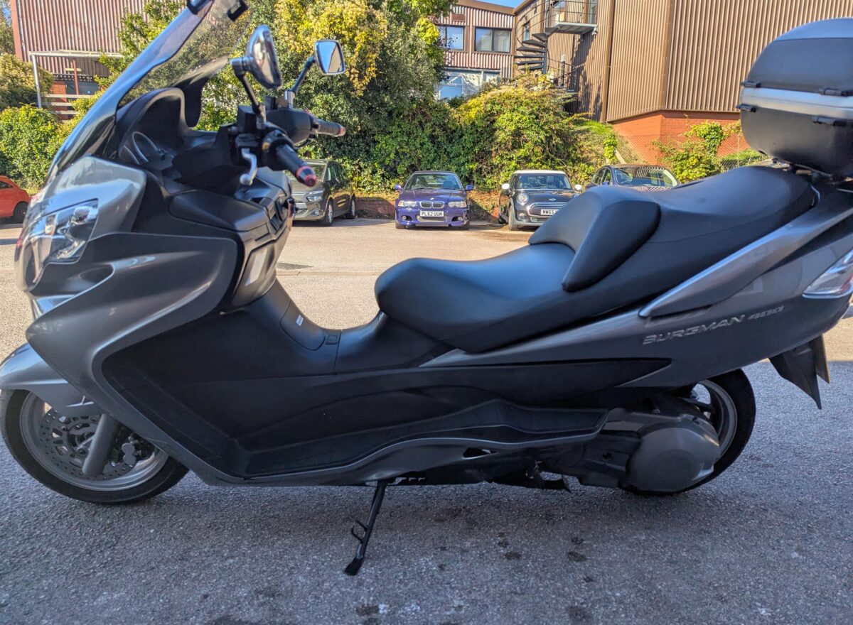 Suzuki Burgman 400
