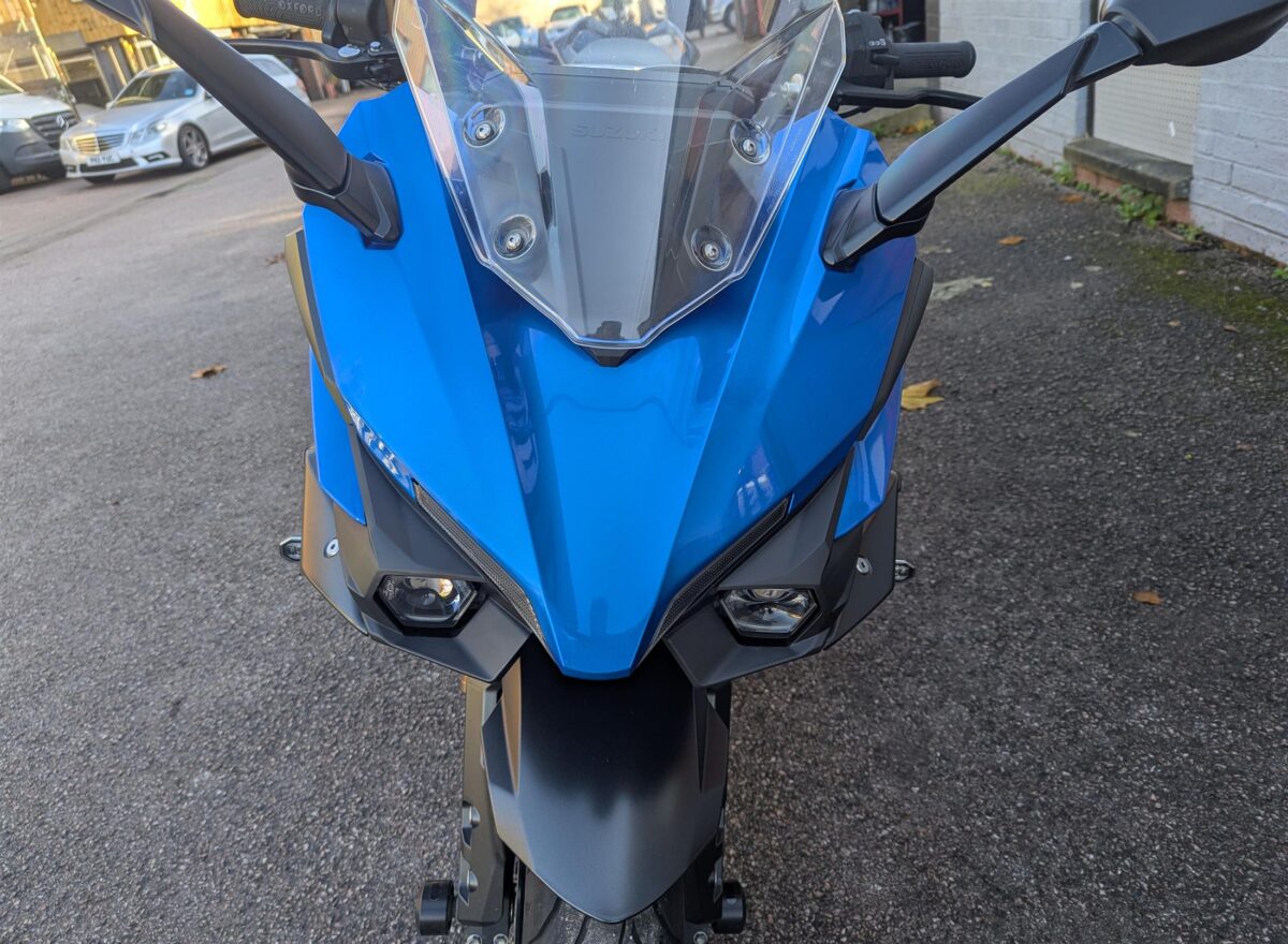 Suzuki GSX-S 1000 GT+