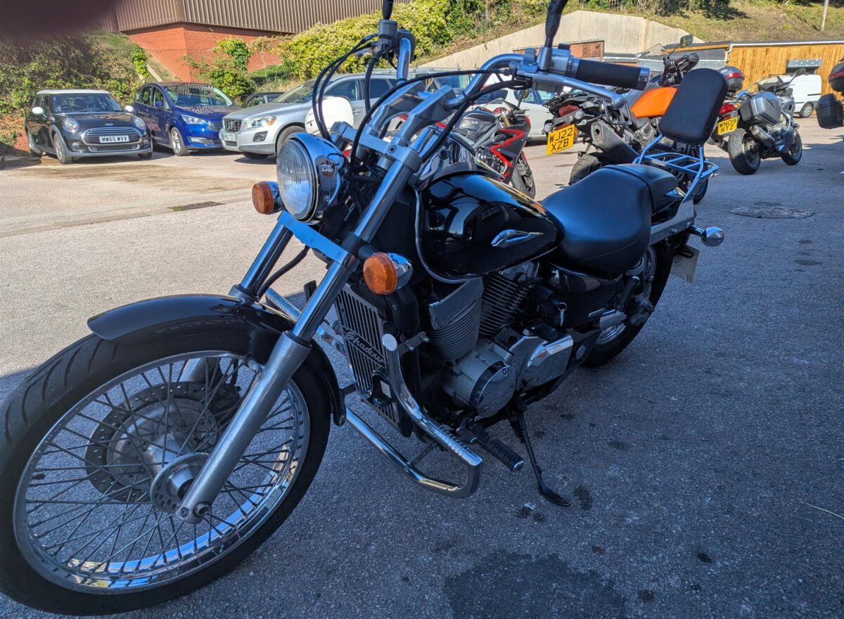 Honda VT750C Shadow