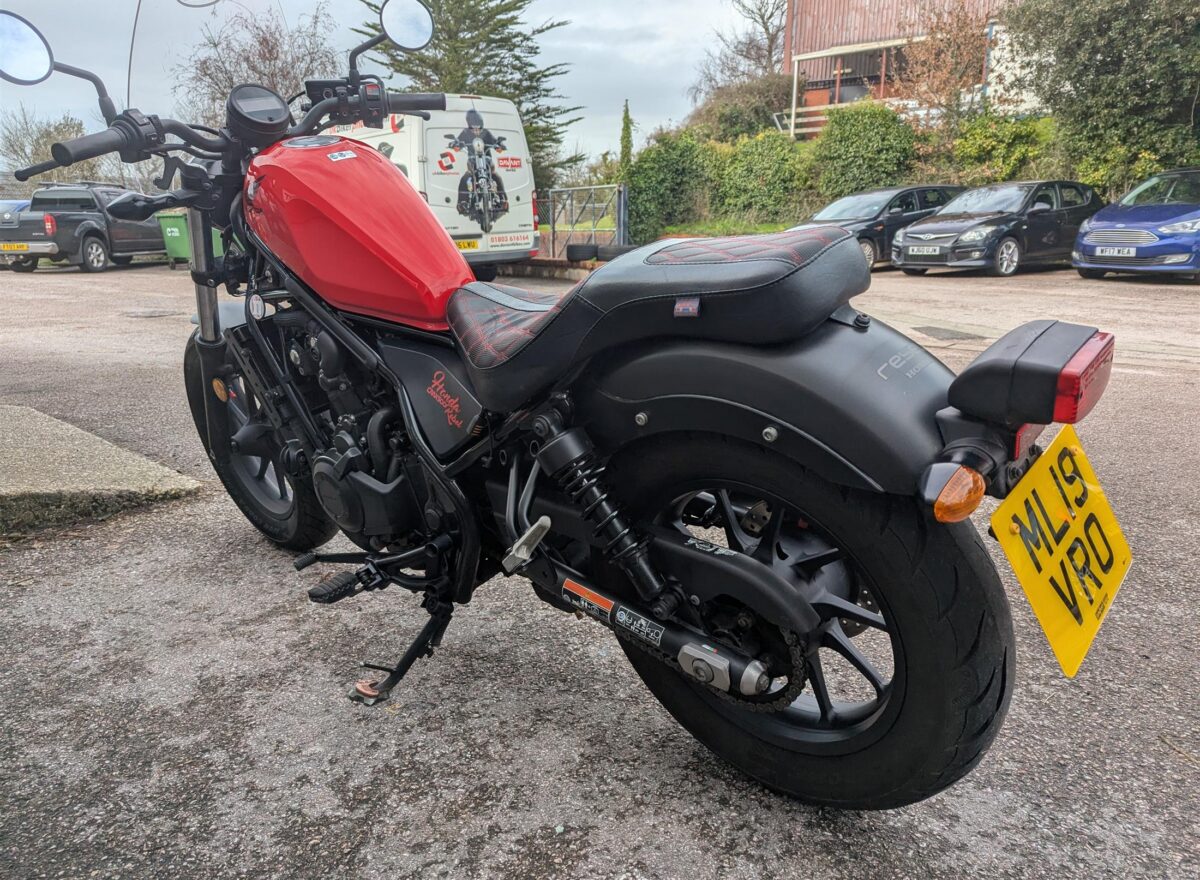 Honda CMX500 Rebel