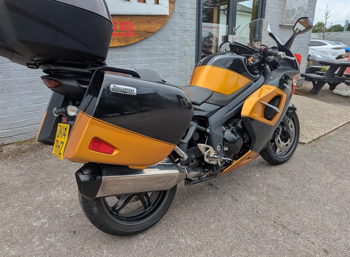 Triumph Sprint GT