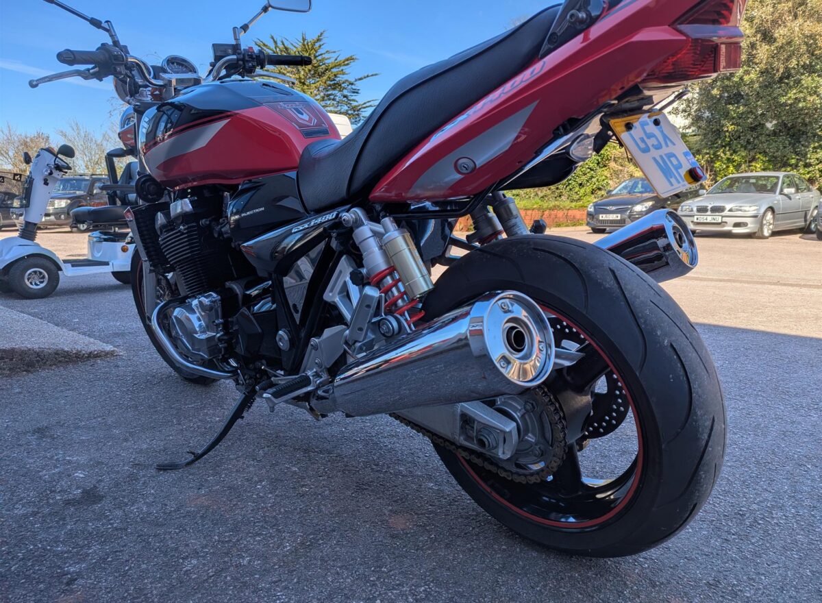 Suzuki GSX1400 K5
