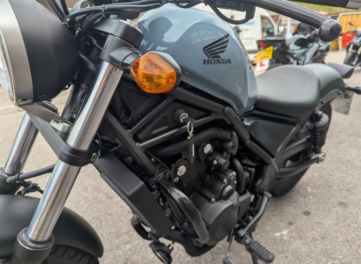 Honda CMX500 Rebel